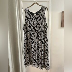 Elegant Black and White Lace Dress